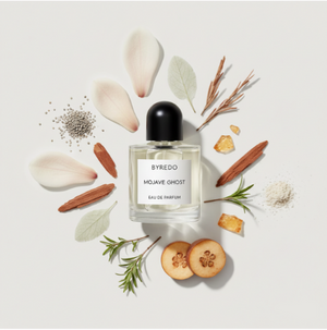 Byredo Mojave Ghost EDP lifestyle nuotrauka – muskuso ir sandalmedzio aromatas unisex