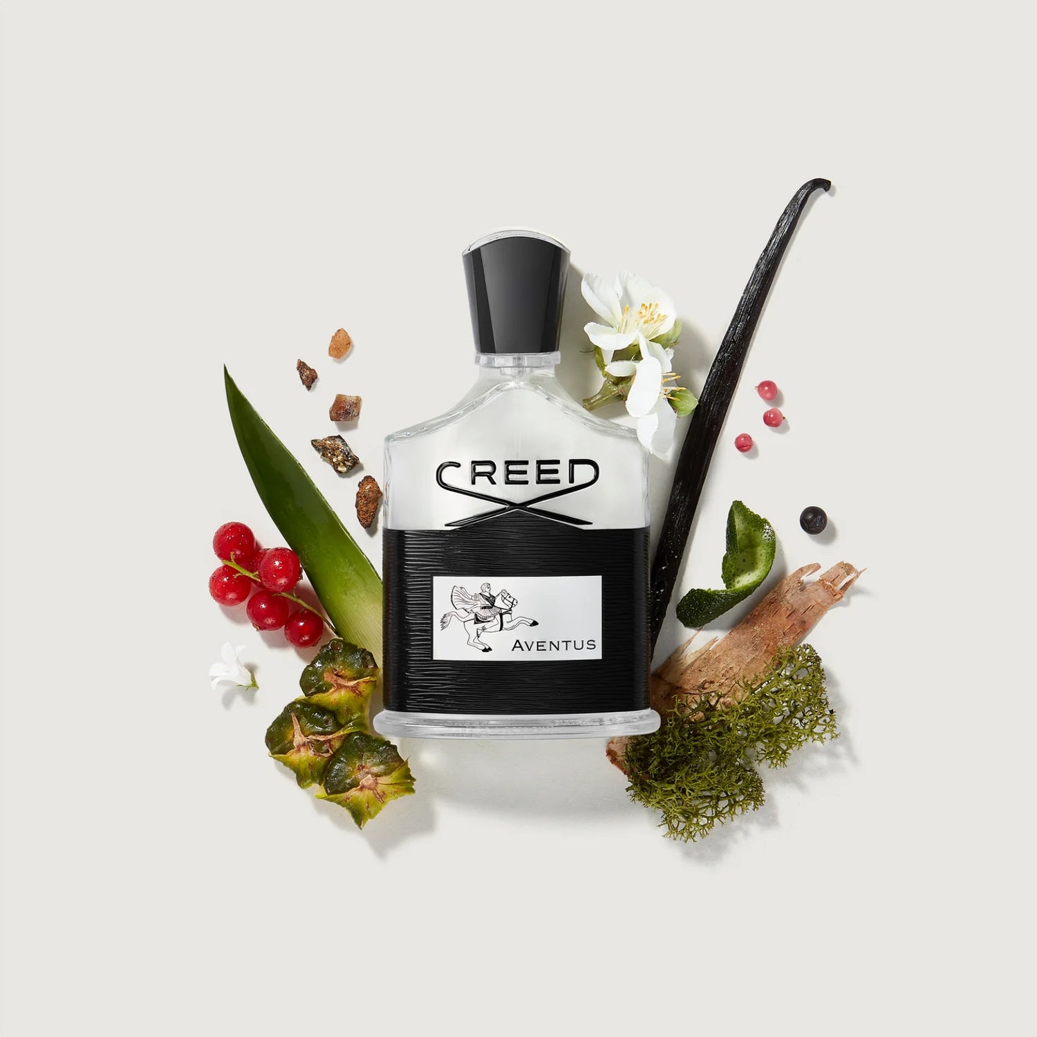 Creed Aventus kvepalai tarp vaisių ir medienos natų – Aromatale