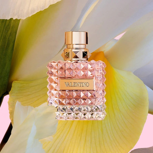 Valentino Donna EDP kvepalų buteliukas – rožės, vilkdalgio ir vanilės aromatas moterims
